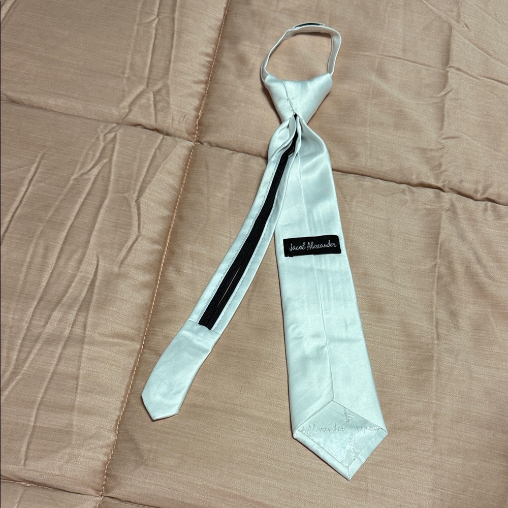 Classic Kids' Black Suit Set with White Tie - Picture 9 of 9